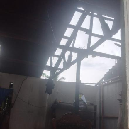 Akibat Hujan Deras dan Angin Kencang, 1 Unit Rumah Warga di Desa Takuti Alami Kerusakan